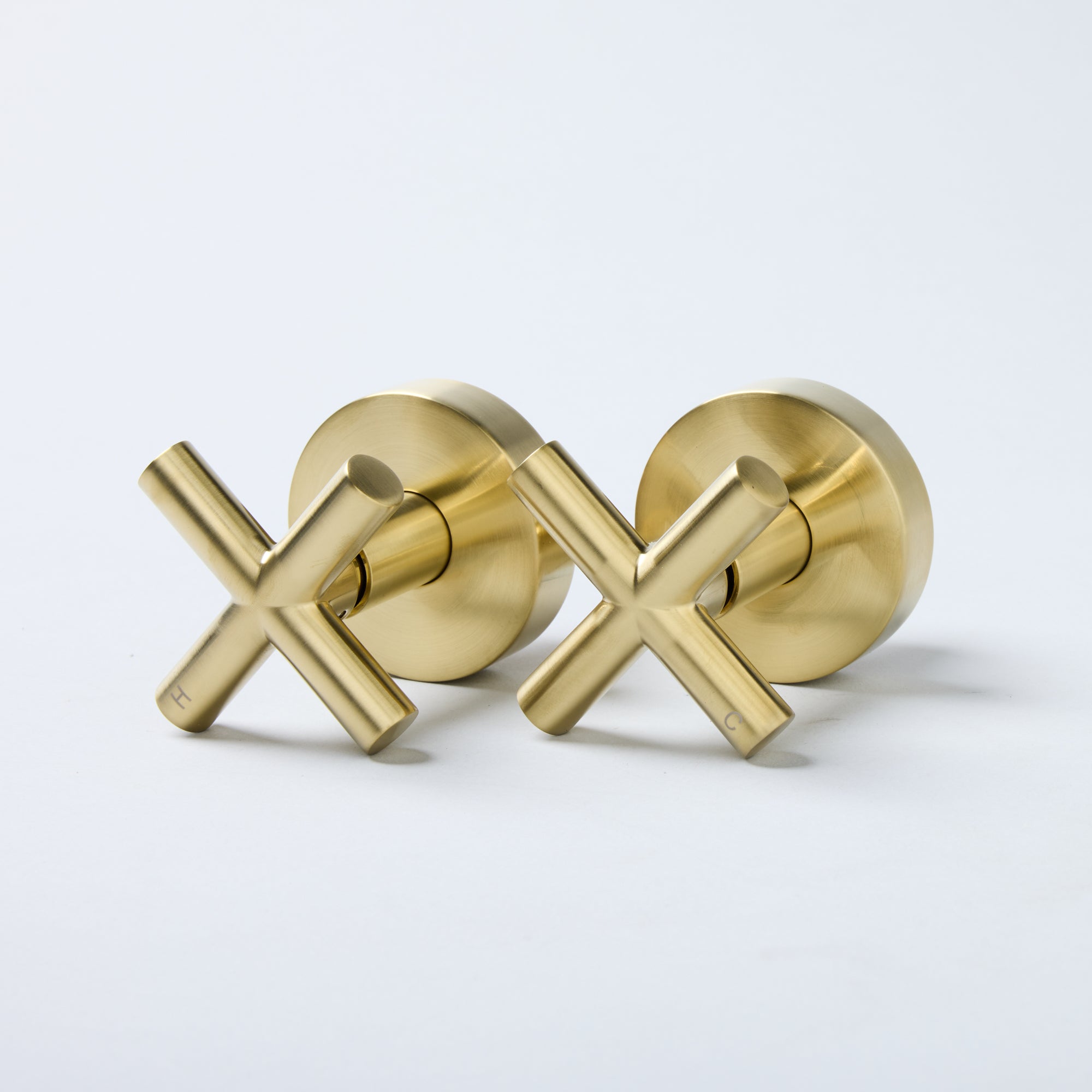 Notorious Cross Handle Taps Brushed Gold