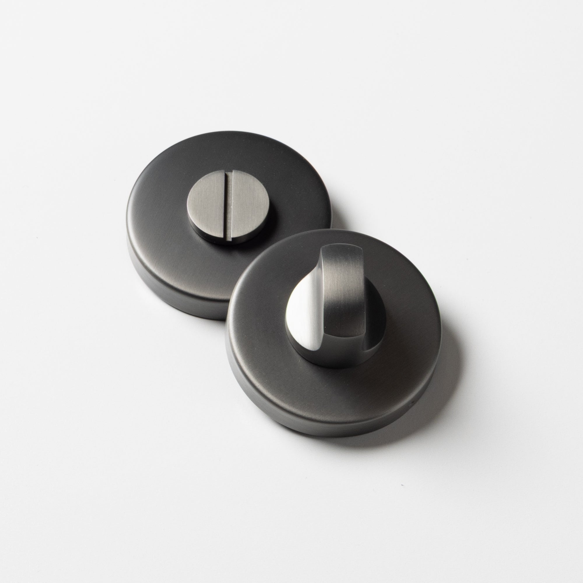 Notorious Collective Door Lock Gun Metal