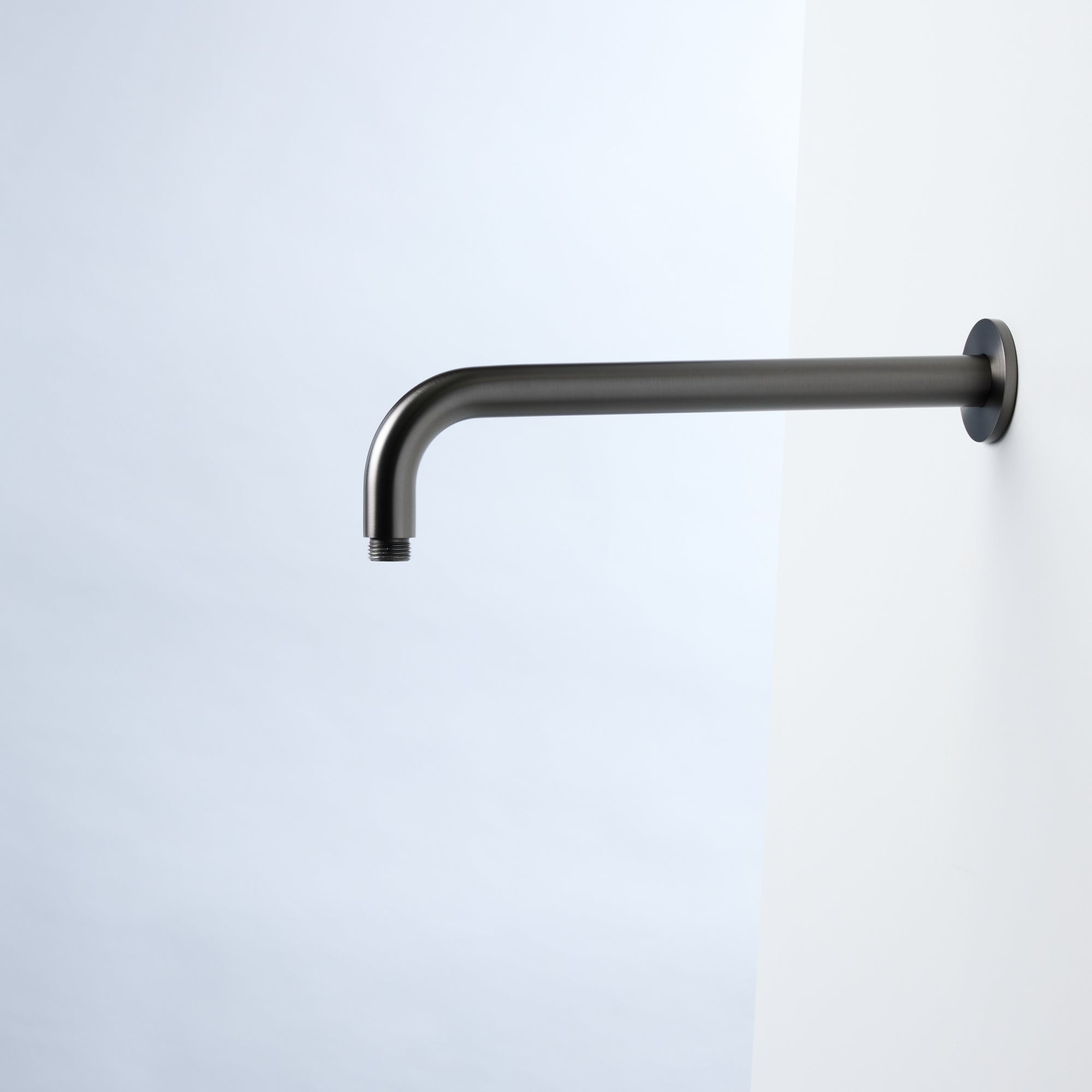 Notorious Round Wall Mounted Shower Arm Gun Metal