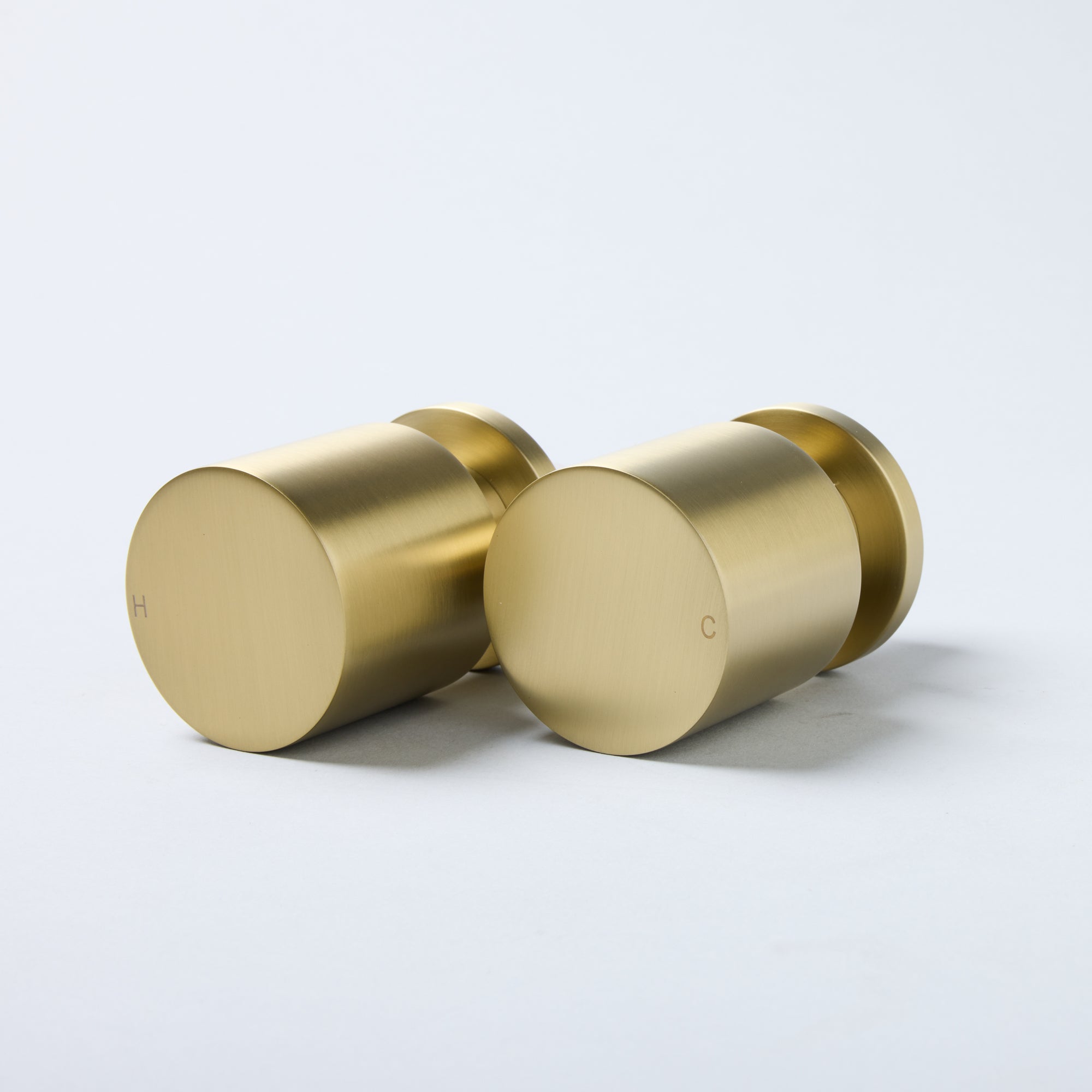 Notorious Round Wall Taps Brushed Gold