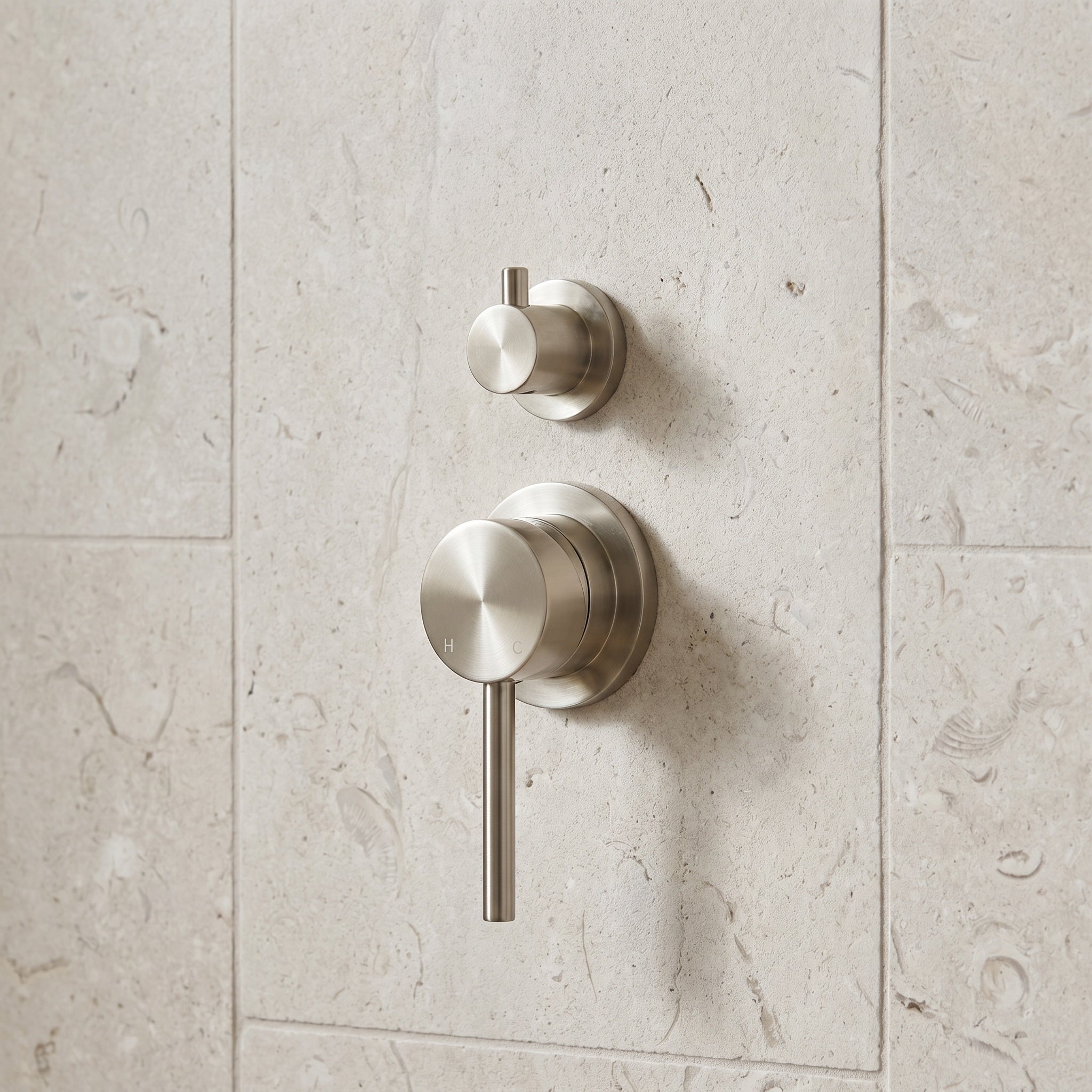Notorious Wall Mixer with Diverter 