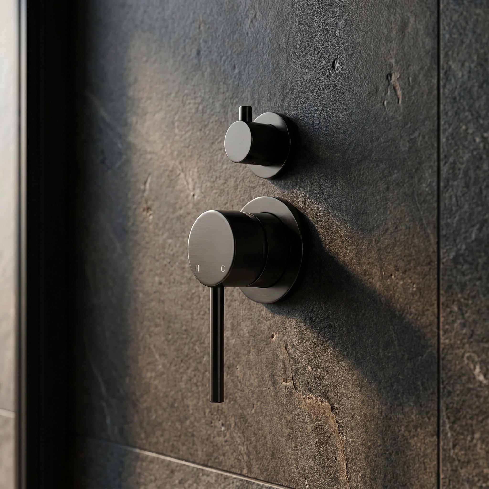 Notorious Wall Mixer with Diverter Matt Black