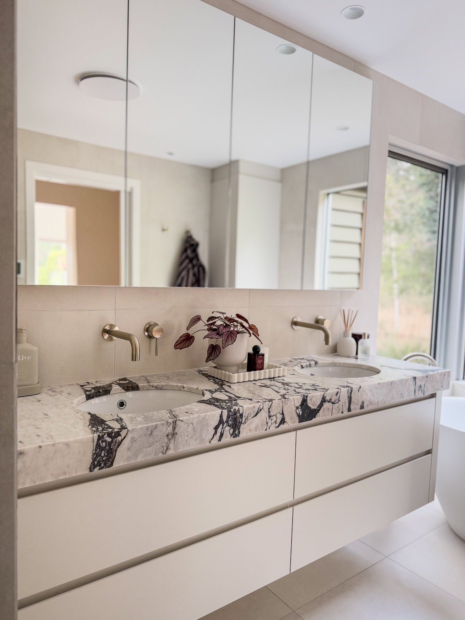 2025 Competition Winner's Bathroom Design